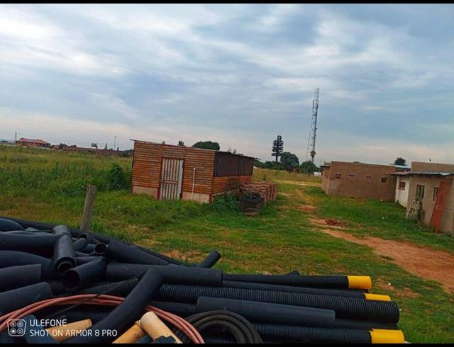 LAND FOR SALE IN DAWN PARK EXT